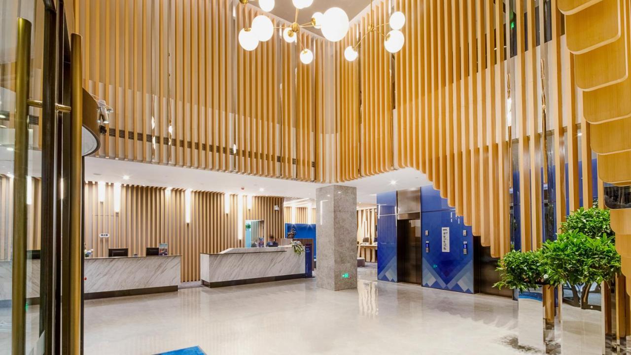 Holiday Inn Express Shanghai Hongqiao North By Ihg Fengbang Екстер'єр фото